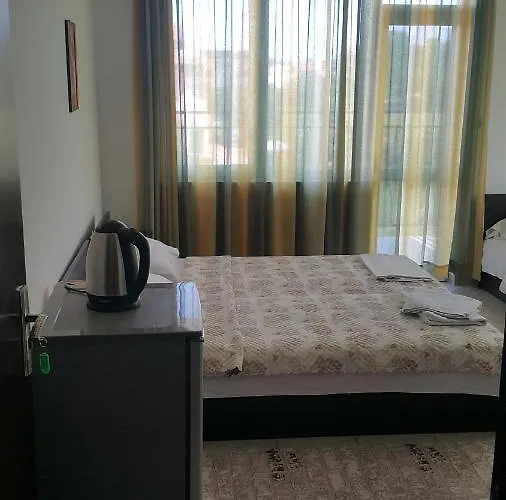 на гости при силвия 3* 오브조르