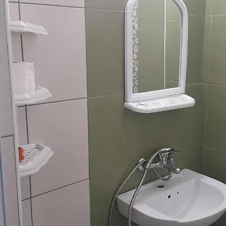 на гости при силвия Casa de hóspedes Obzor