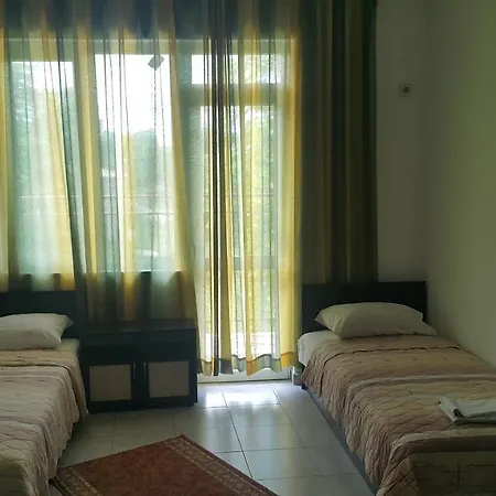 на гости при силвия Casa de hóspedes Obzor