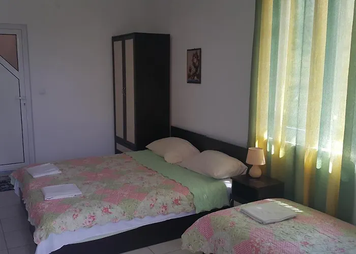 招待所 на гости при силвия 3*