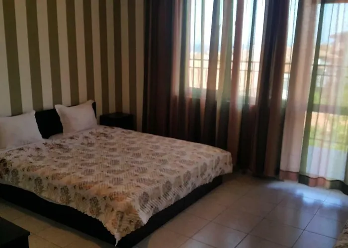 на гости при силвия 招待所