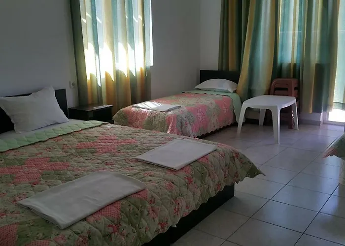 на гости при силвия 招待所 奥布佐尔