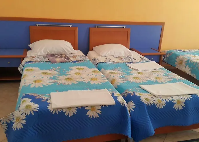 на гости при силвия 3* 奥布佐尔